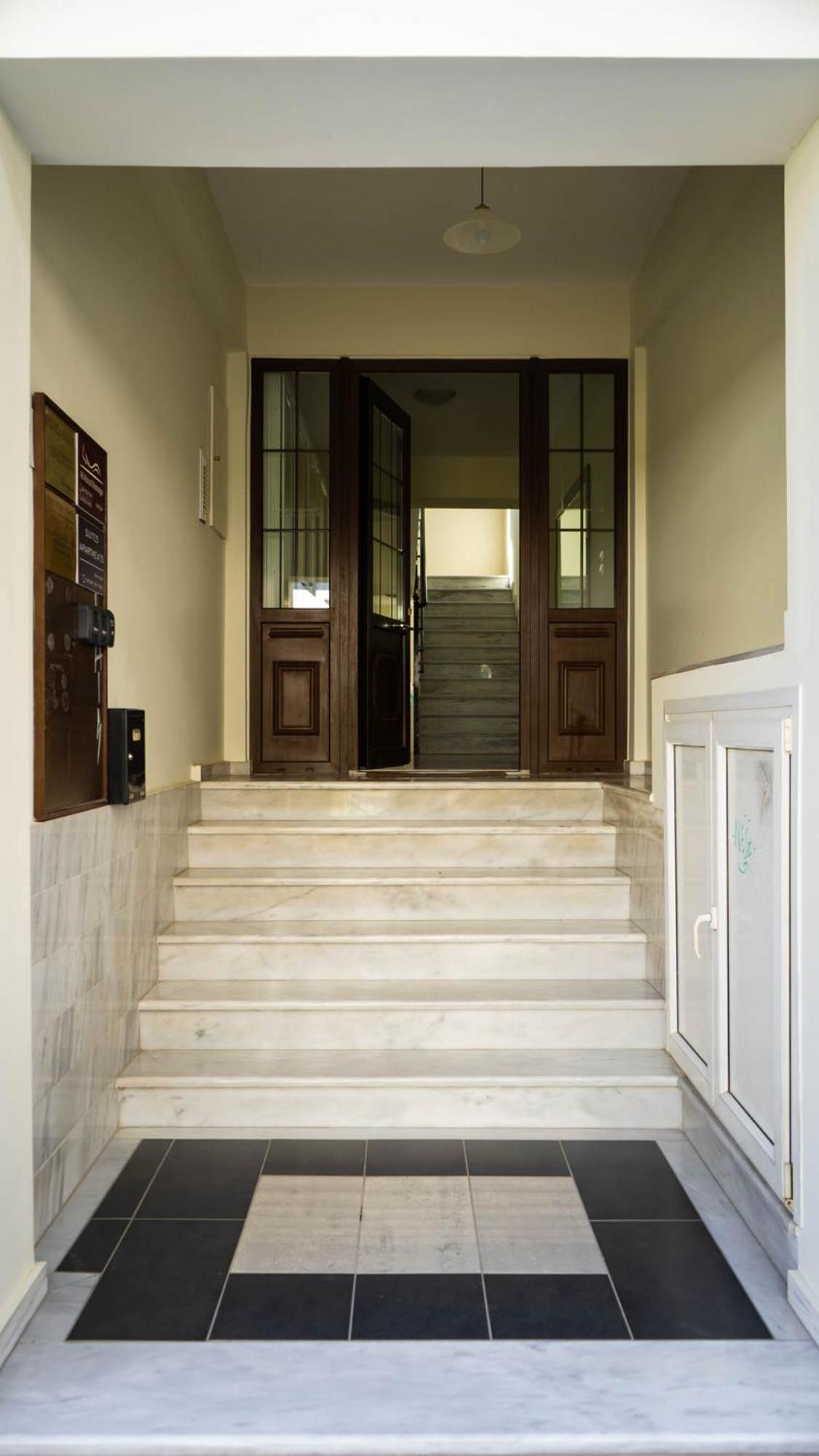 Aurora Suite Apartment กาลัมปากา ภายนอก รูปภาพ